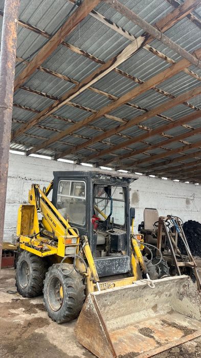 Бобкат. Мкс. В рабочем состояний.