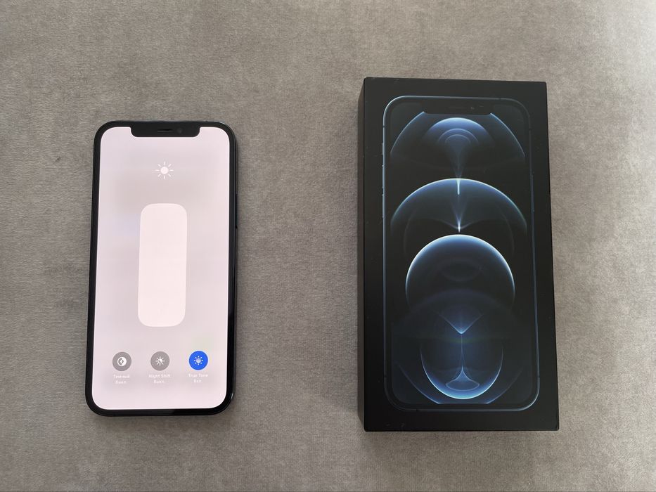 Iphone 12 pro с каробкой