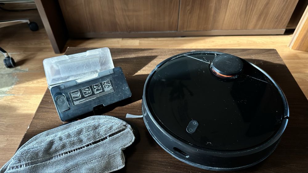 Robot de aspirare Xiaomi Mi Mop PRO