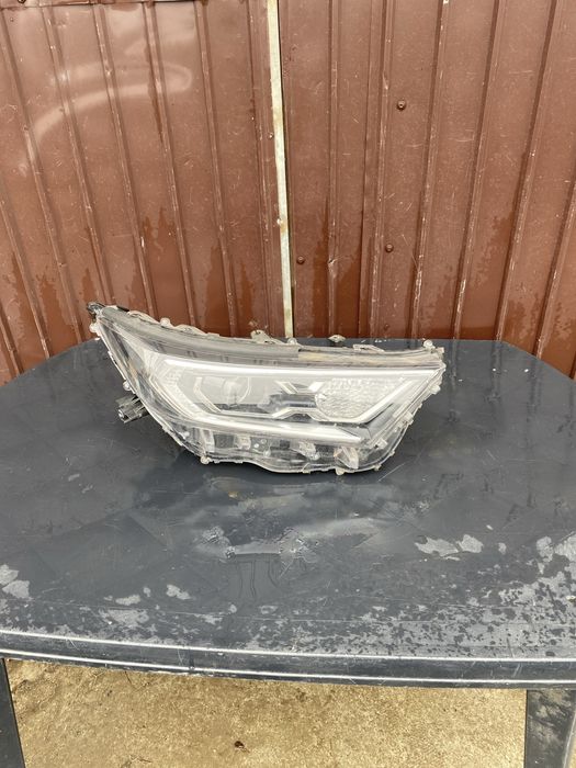 Far dreapta cu lupa full led toyota rav 4 2019-2021