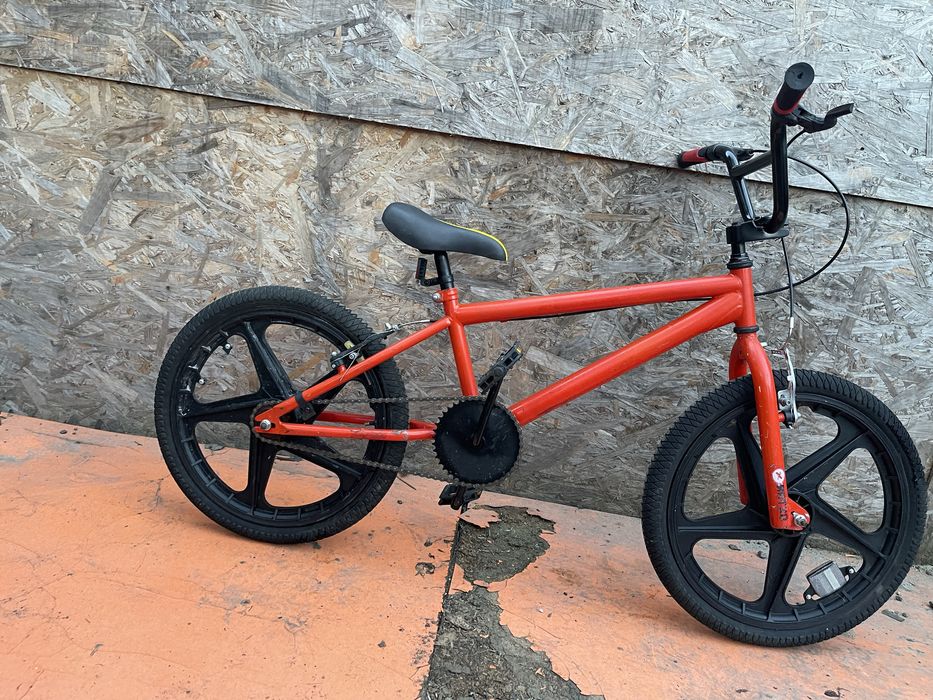Bicicleta bmx orange roti 20”