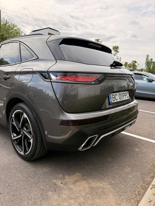 DS 7 Crossback 300cp / Plug-in Hybrid E-TENSE 4x4