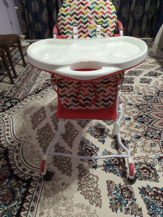 Продается детский стул