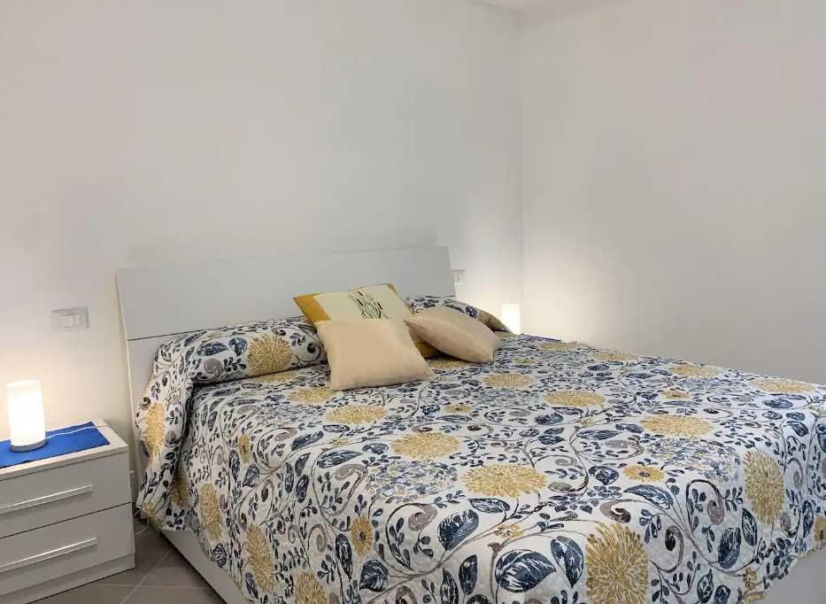 Дава се под наем Двустаен апартамент в Пловдив, Кючук Париж - 58 кв.м за 280.5 € - Снимка #1