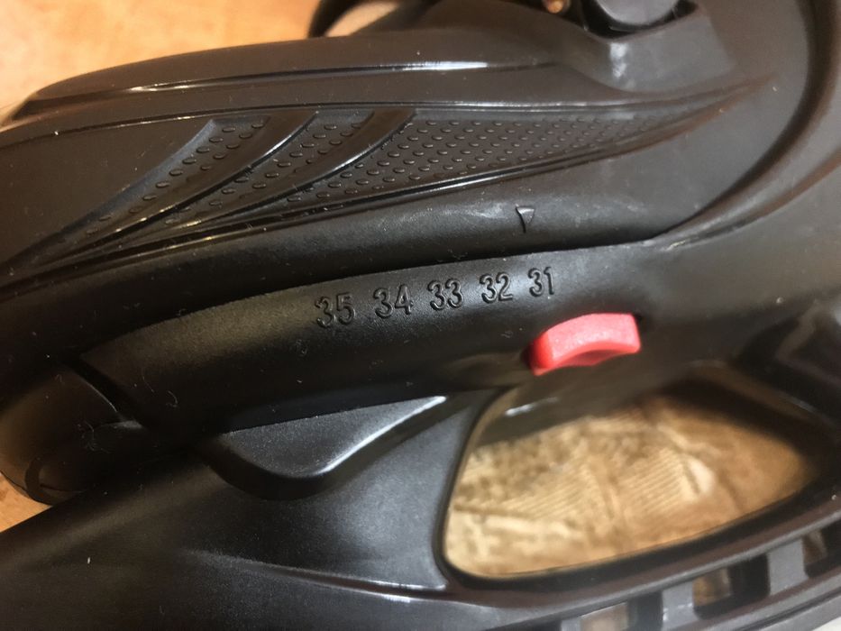 Patine Fila pt. gheata, reglabile mas.31-35, NOI