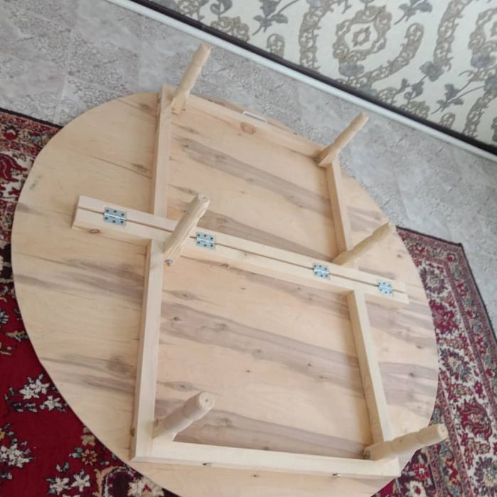 Жиналмалы дөңгелек үстел