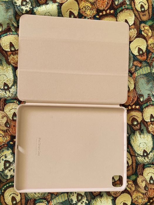 Чехол на IPad Pro 12.9