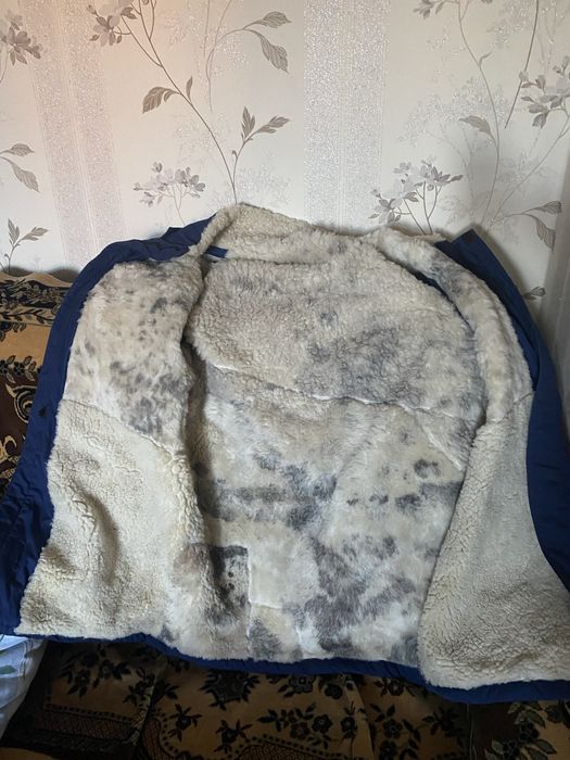 Продам куртку зимнюю