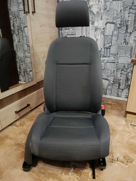 Пасажерска седалка за VW Golf 5 / Голф 5 - текстилна, кожен гръб