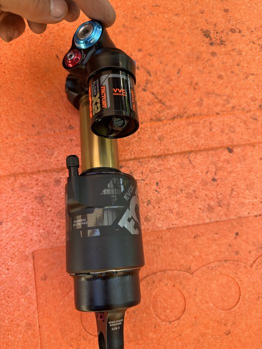 Fox Float X Factory EVOL Kashima 205×57.5