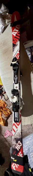 Schiuri atomic pentru intermediari-avansati