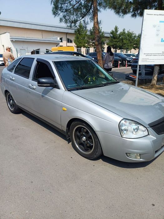 Продается приора