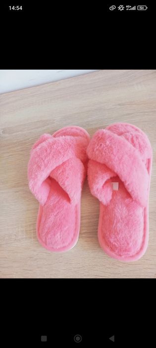Papuci de casa roz noi mărime 36/37