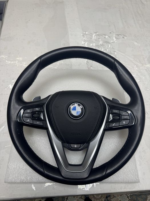 Продам руль bmw g30
