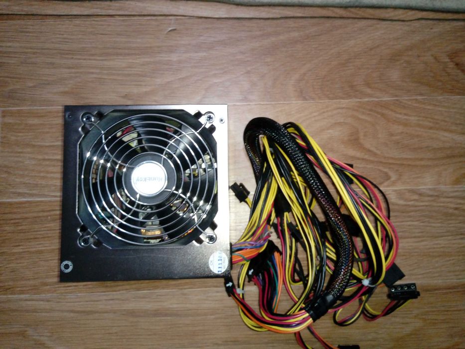Блок питания Huntkey 500W