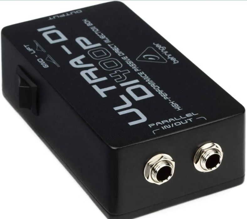 Директ-бокса Behringer DI400P ULTRA-DI