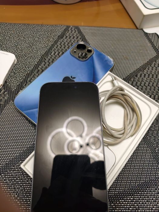 Пролам телефон IPhone 15