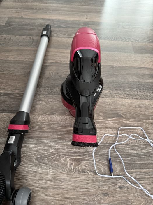 Вертикална прахосмукачка Rowenta x-pert essential 260