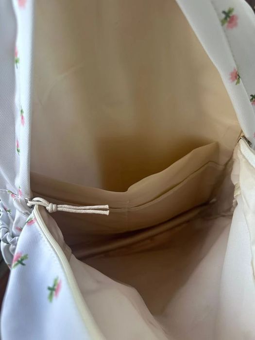 Рюкзак белый с цветочками