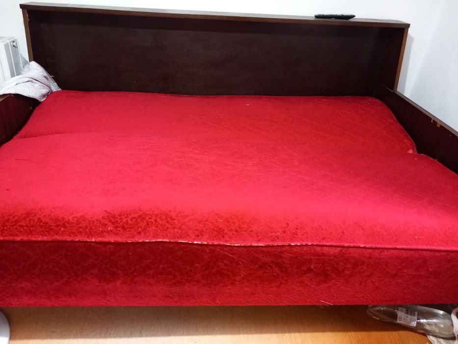 Canapea extensibilă