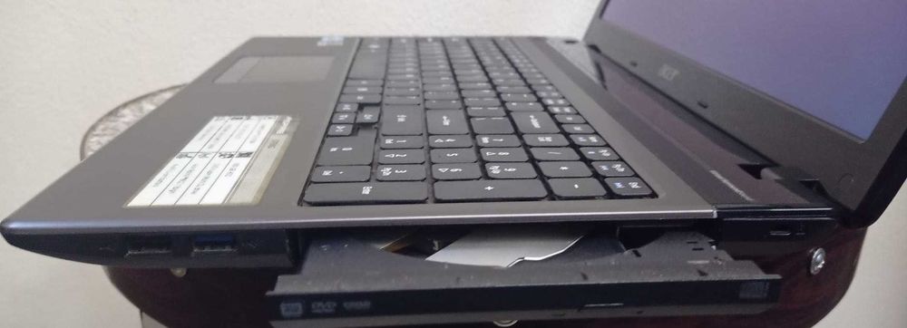 Laptop Acer Aspire 5750G, i3, 15,6 inch