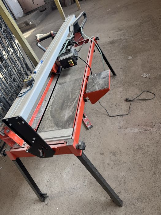 Станок для кафельной резки