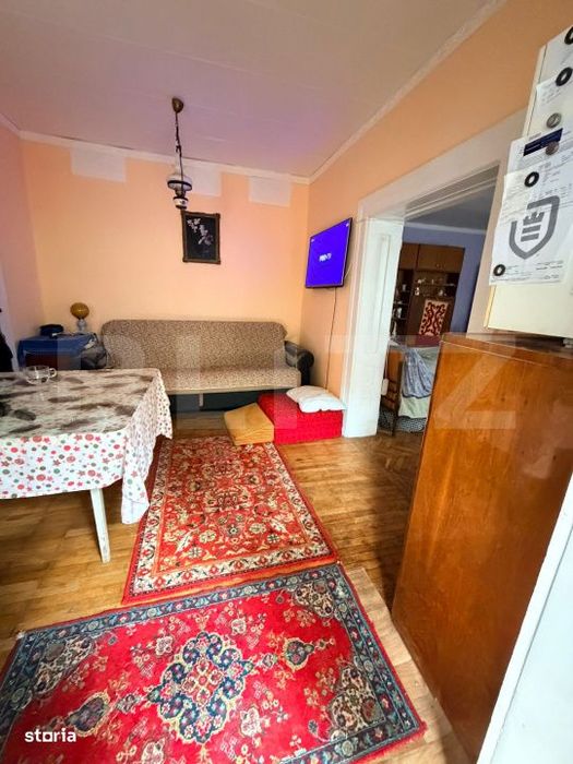 Casa de vanzare, Schei – ideala pentru investitie la 250m de Piata U