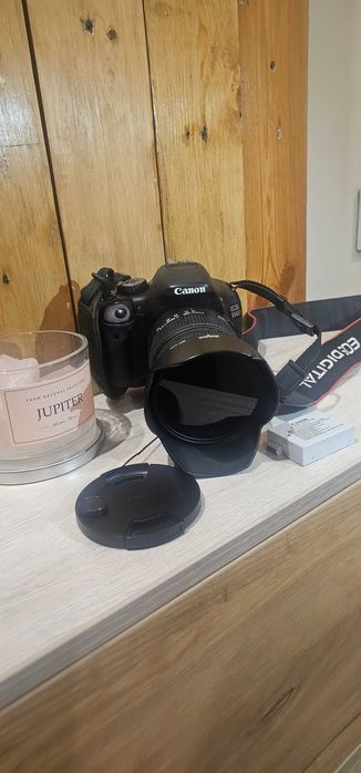 Фотоаппарат цифровой canon EDS 550d с объективом