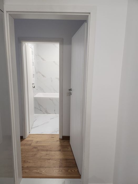 Inchiriez apartament 4 camere