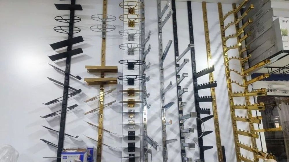 Вешалка для магазинов буратино оптом