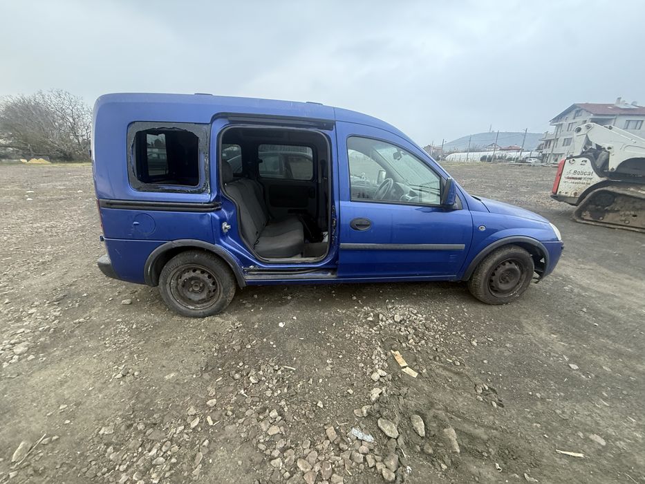 Опел комбо Ц 1.3 70кс 2004г на части