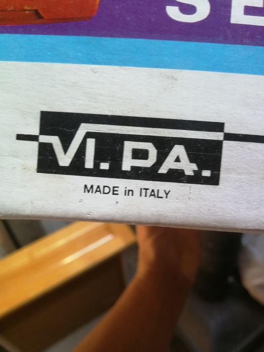 Детски телефони с кабел на батерии