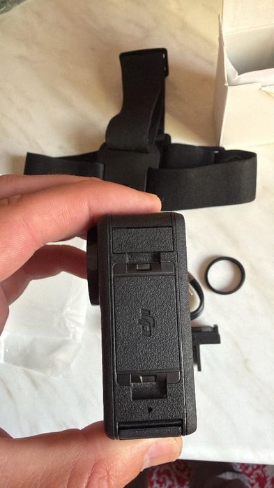 Vând dji osmo action 5 pro