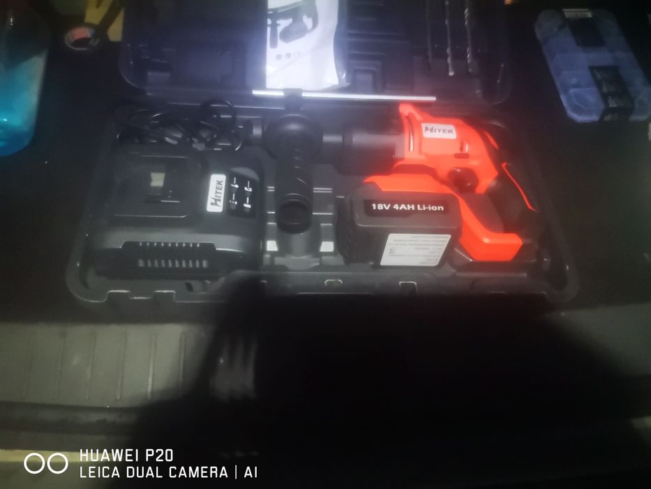 Rotopercutor cu baterie