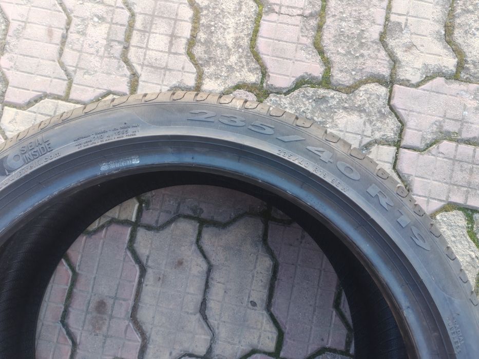 235 40 19,câte 2buc vară Pirelli și Continental