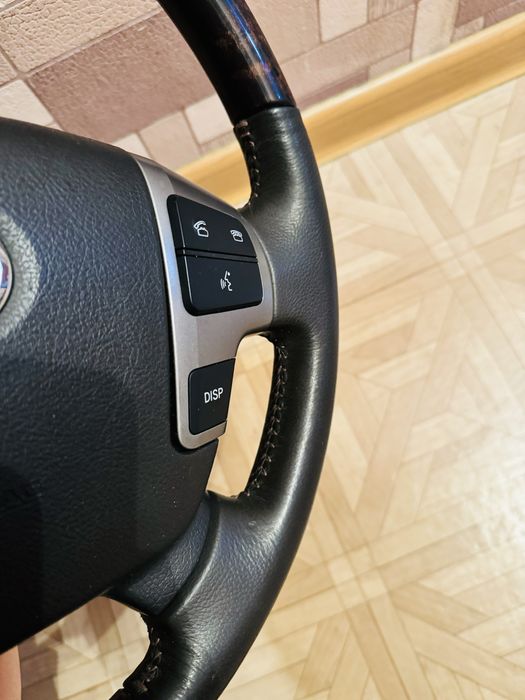 Руль оригинал с ТLC 200 крузак