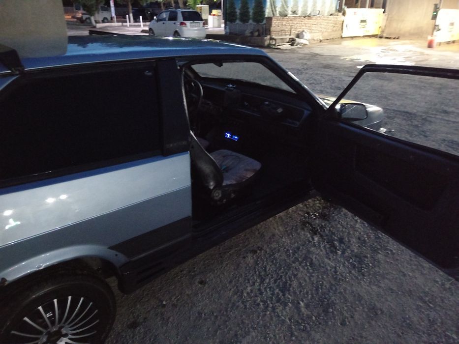 2108 lada 08 Srochni sotiladi