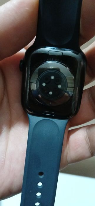 Эпол ватч 8  хечнимаси йук