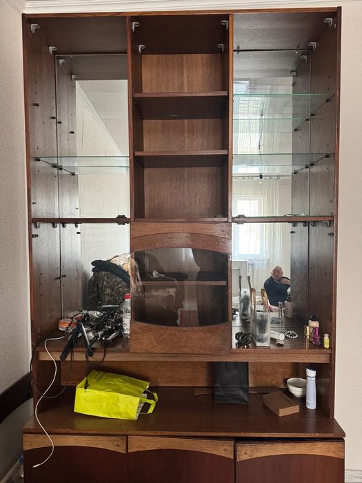 Продам мебель в сред состояния