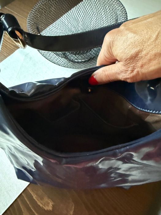 Дамска чанта от естествен лак