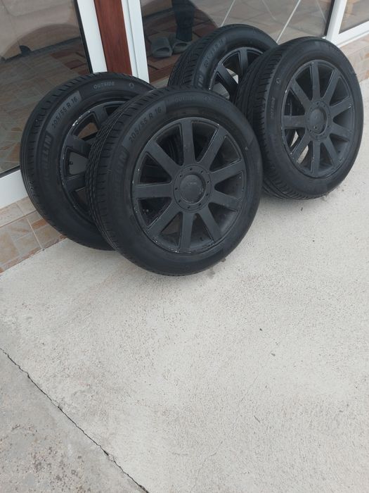 Гуми с джанти -16ц.