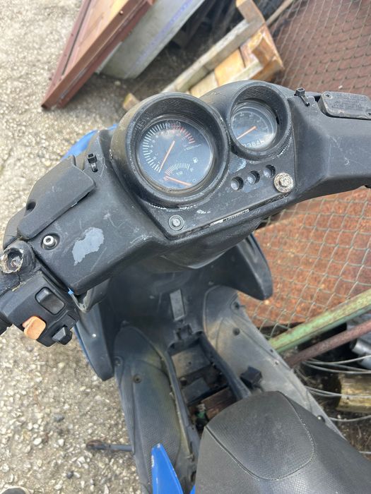 Yamaha Aerox цял за части