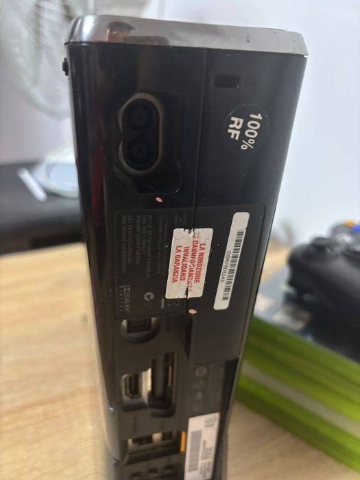 Vand Xbox 360 cu 6 jocuri