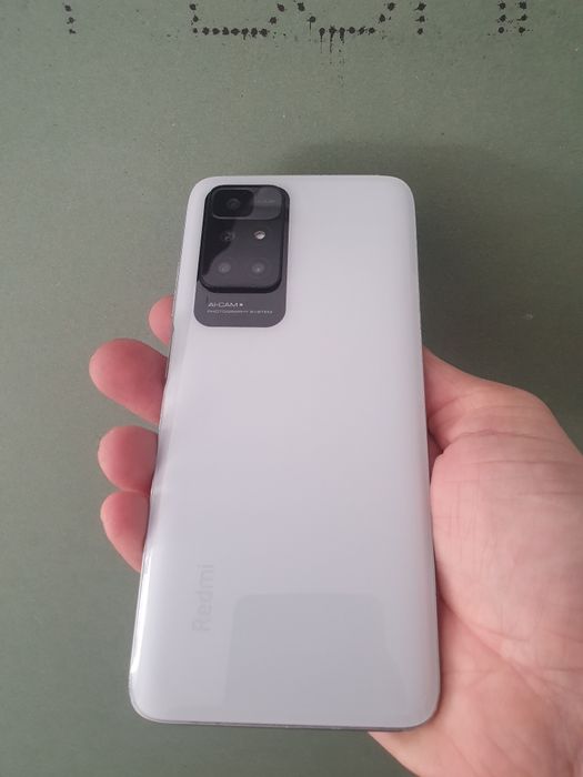 Редми 10. Срочно сотилади