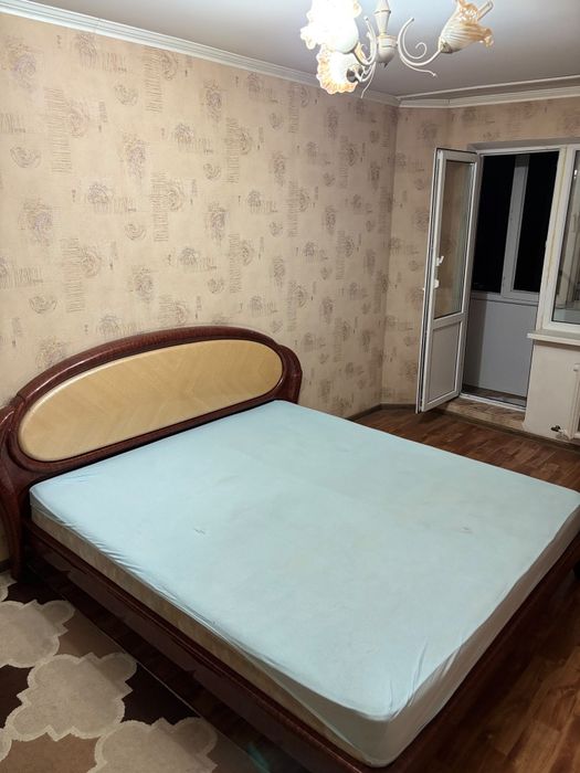ПРОДАМ КВАРТИРУ 6 микрорайон, 62 дом