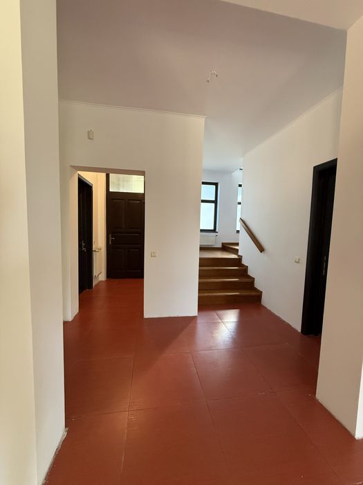 Vilă P+1 | Cartier Brătieni | Teren 450 mp | Strada privată
