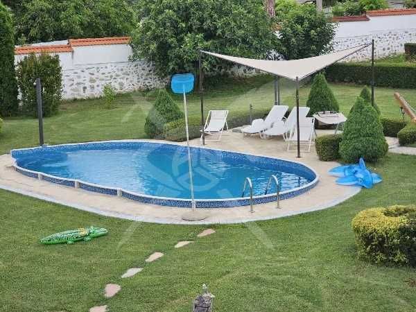 Продава се  луксозна къща в с. Васил Левски! 99359