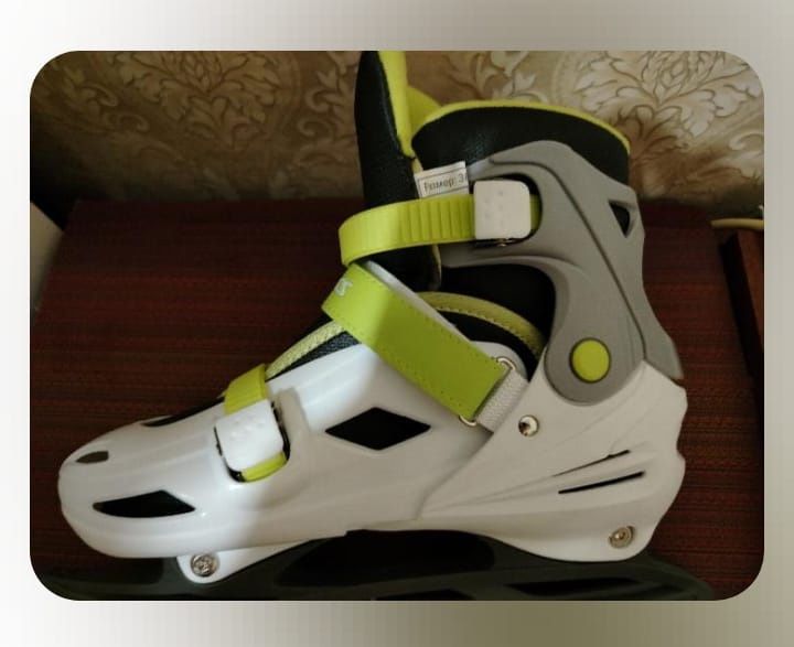 Продам коньки новые