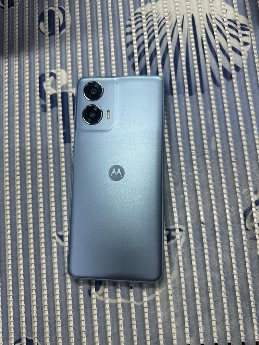Vând doua telefoane
