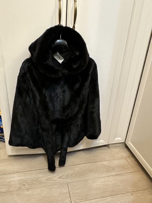 Продам шубу Black Nafa